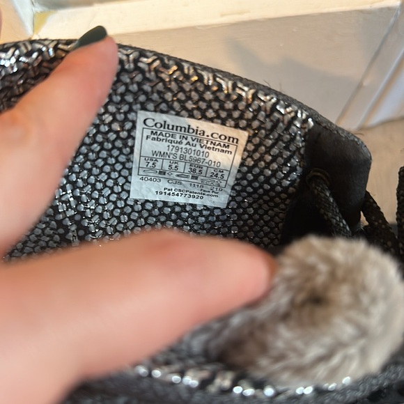 Columbia winter boots - Picture 2 of 4